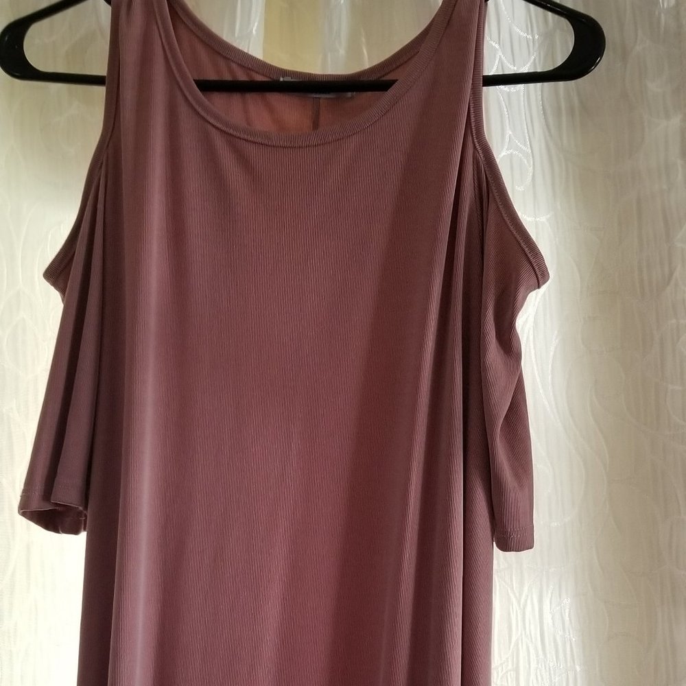 👄3/$25 Cold Shoulder Dress Pink SZ Small Cocktail